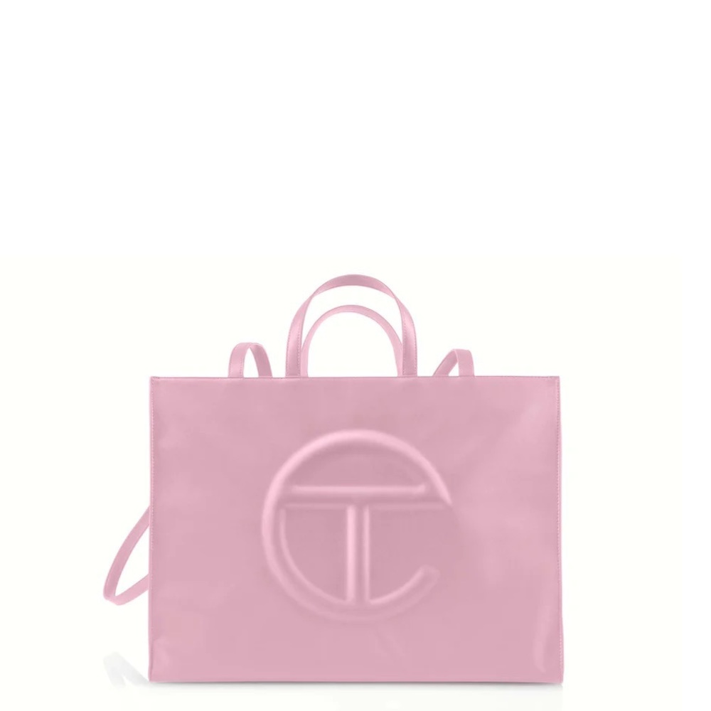 Large Telfar shopping bag.